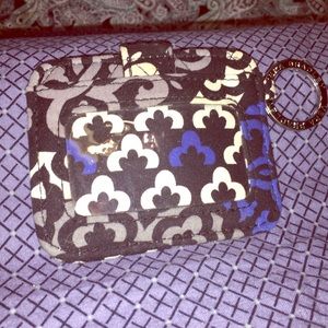 Vera Bradley’s ID & Card Keeper